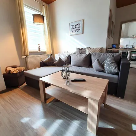 Wohlfuehl-wohnung Mit Sternekomfort Und Balkon In *