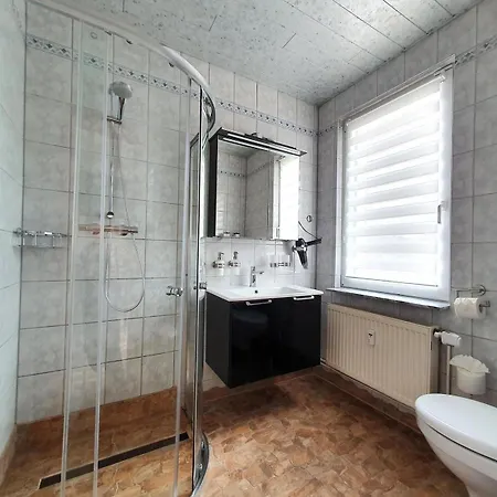 Wohlfuehl-wohnung Mit Sternekomfort Und Balkon In *